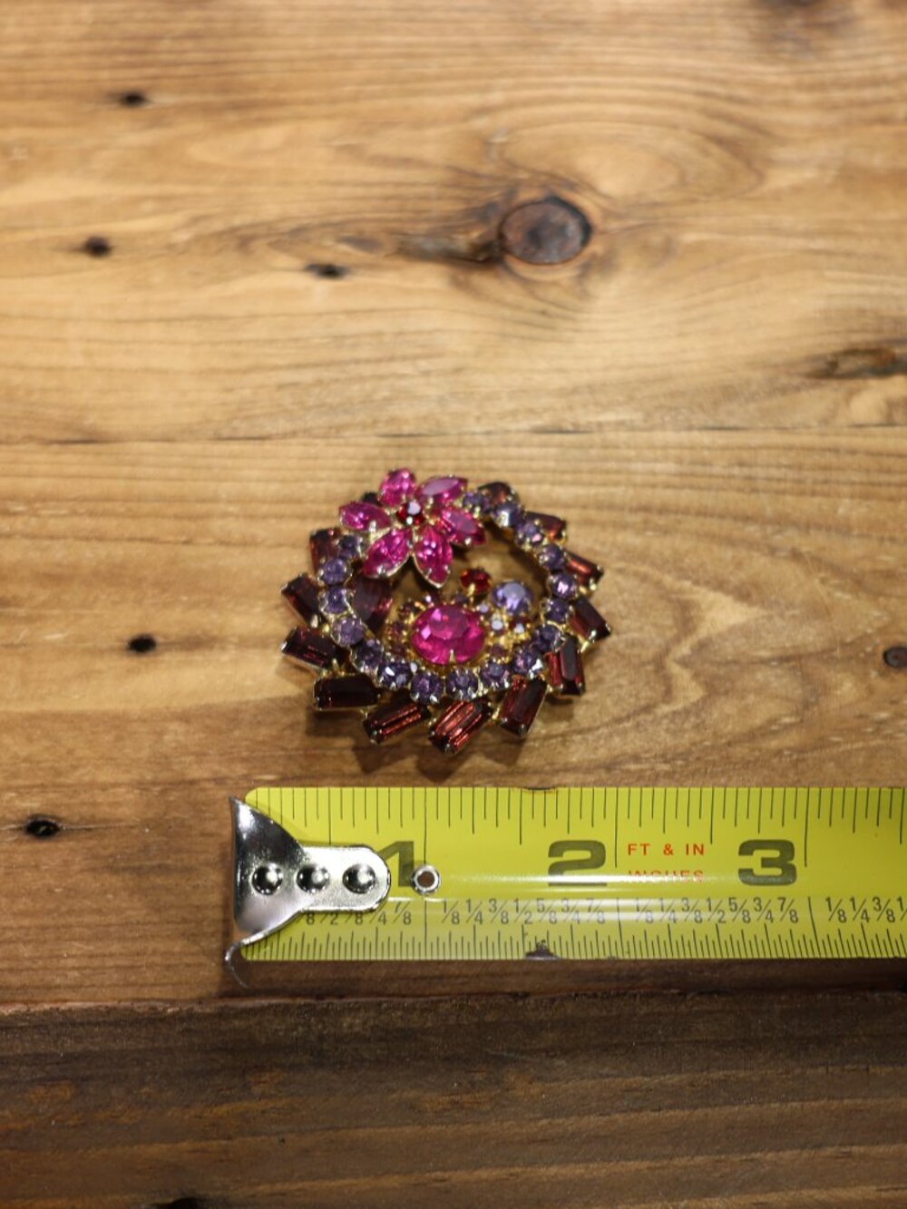 Vintage JULIANA Rhinestone Fuchsia Amethyst Pink Brooch Statement Pin - Picture 3 of 4
